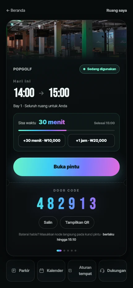 Layar kunci ponsel dengan QR masuk, kode akses, dan perpanjangan sesi
